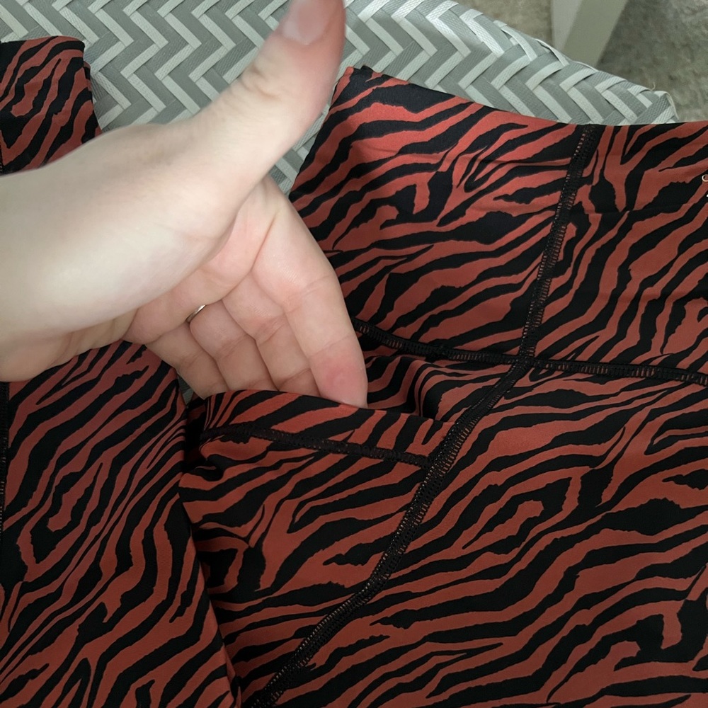 NWOT Victoria Secret Sport Leggings